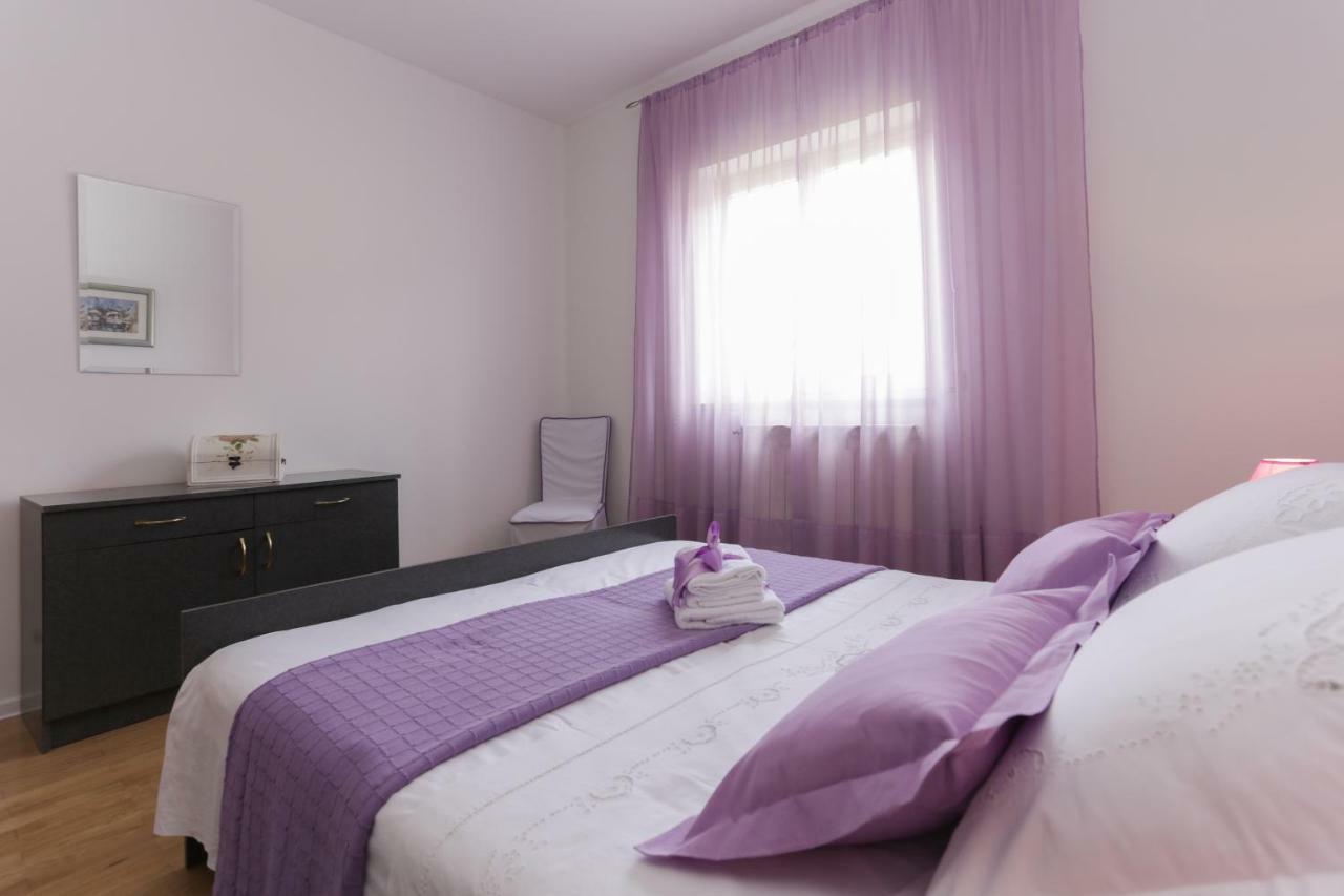 Charming Carmen Apartment Kaštela Exteriér fotografie